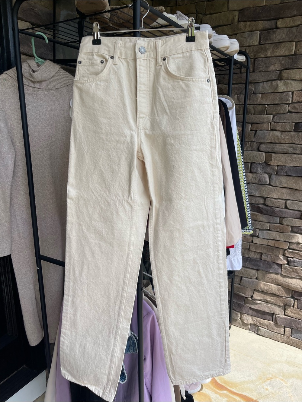 Zara Straight Leg Jeans in Cream